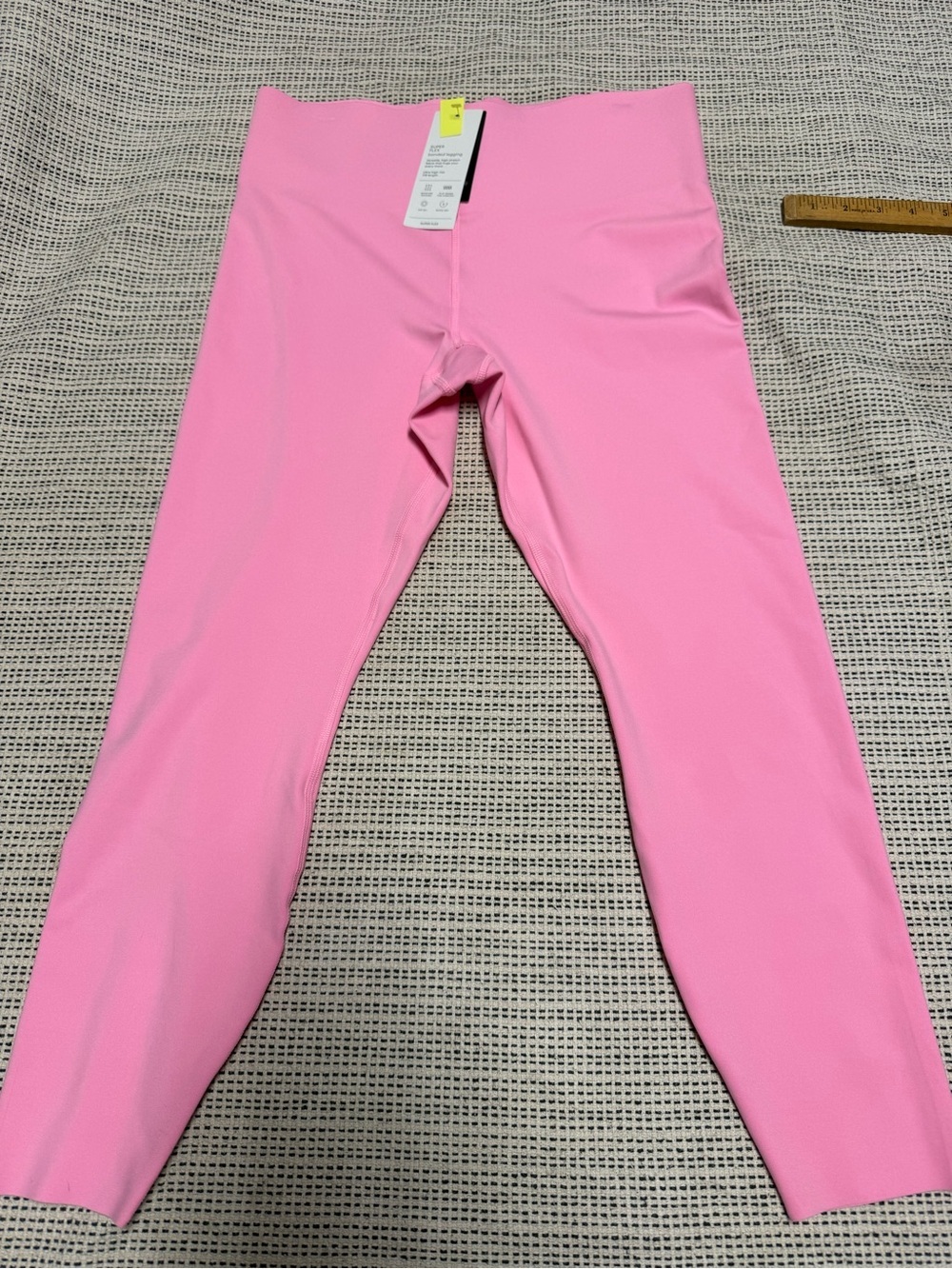3/$20🍁SALE! All in Motion Pink Super Flex bonded leggings